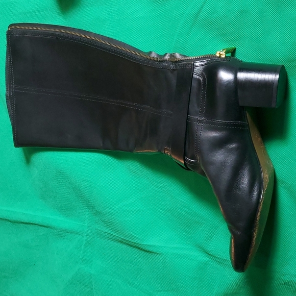 Tory Burch Leather Boots 👢 😍!! - Picture 7 of 12